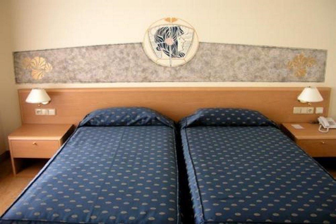 Hotel Tivoli Prague Ngoại thất bức ảnh