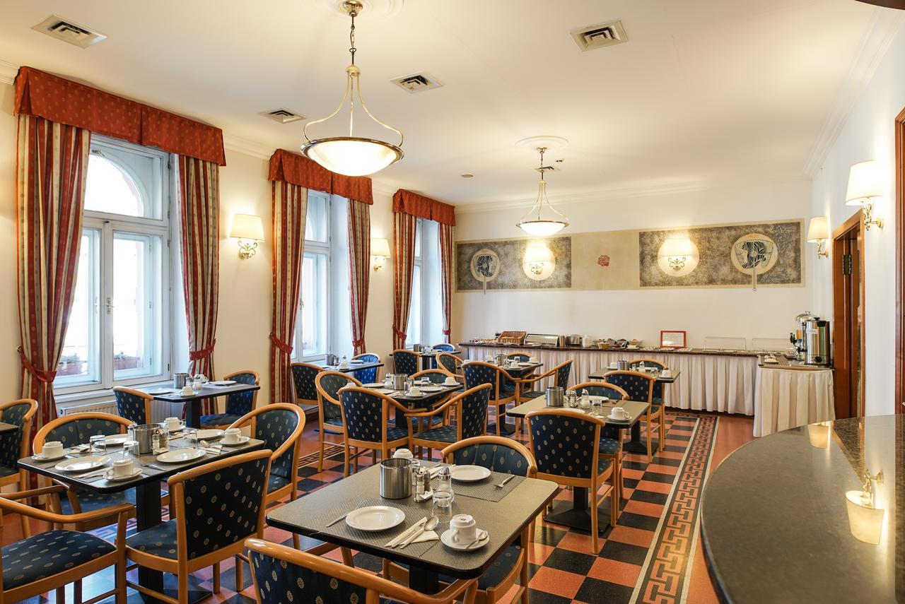Hotel Tivoli Prague Ngoại thất bức ảnh